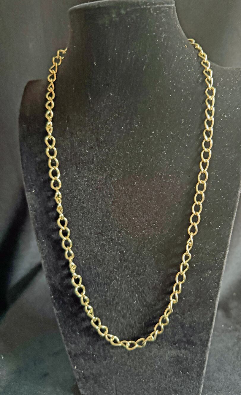 Gold Tone Chain Necklace 24” Lightweight Fashion Jewelry Link Chain Classic N206